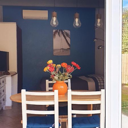 Studio 33 M2 Au Calme Proche Hyeres Ла-Кро Экстерьер фото